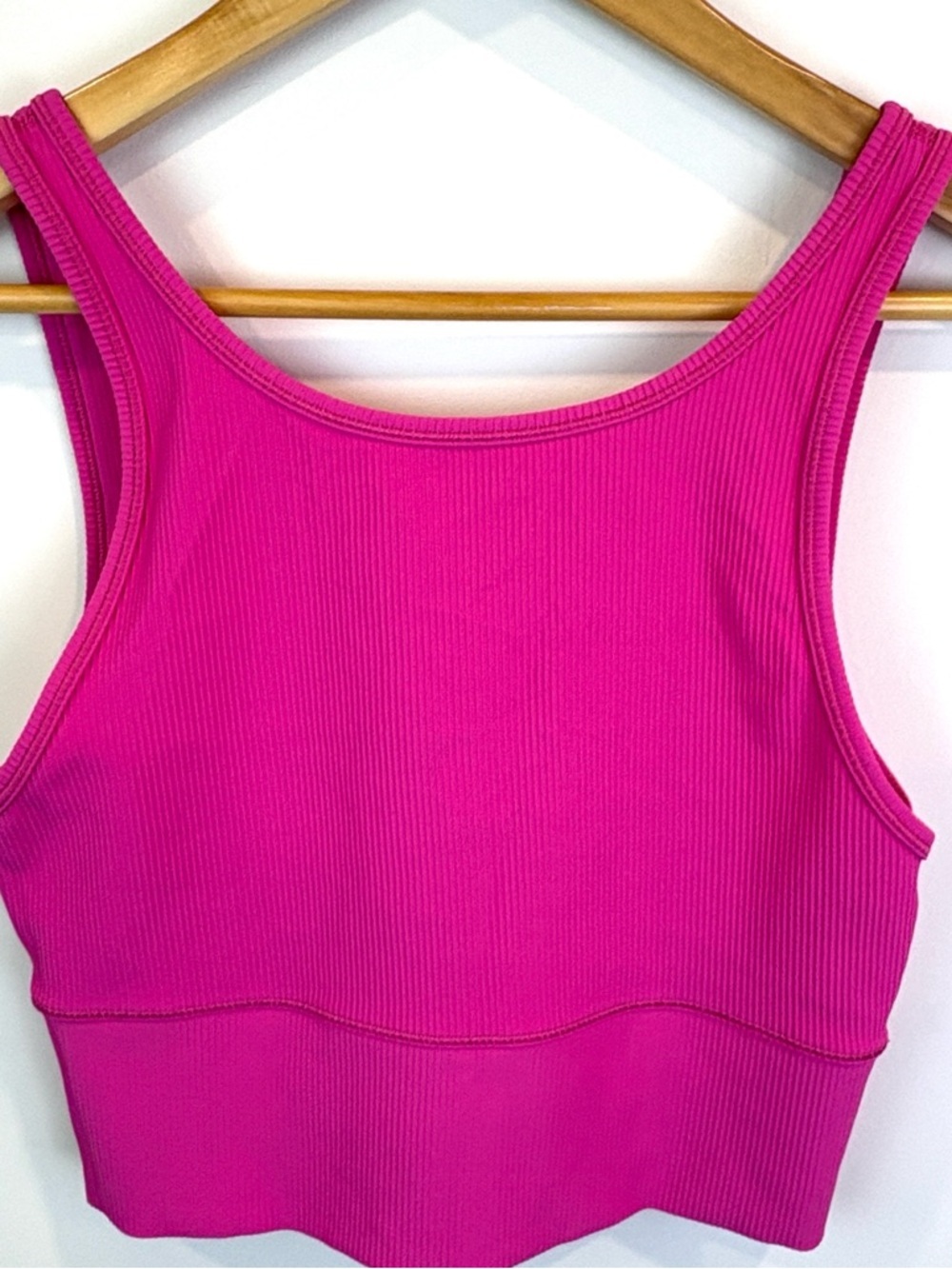 Lululemon Power Pivot tank top in sonic pink fits size 10***